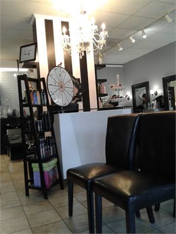 Bombshells Salon